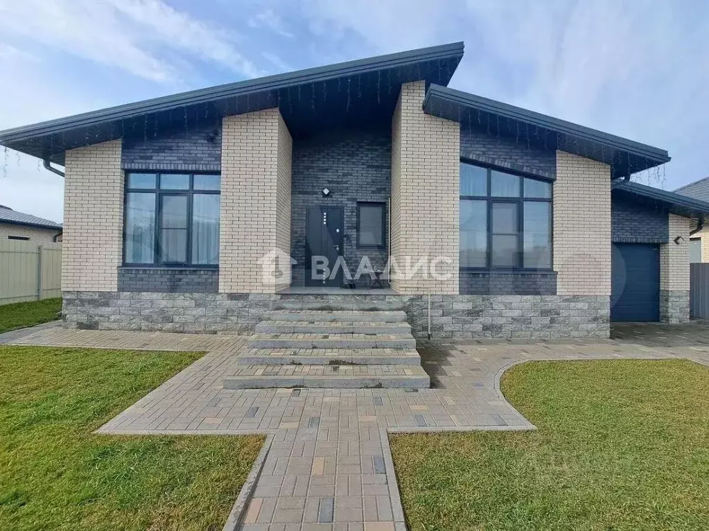 Дом в Белгородская область, Белгородский район, Дубовское с/пос, пос. ... - Фото 1