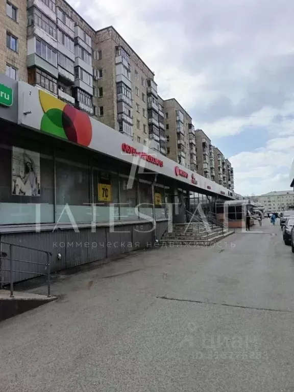 Помещение свободного назначения в Татарстан, Казань ул. Декабристов, ... - Фото 1