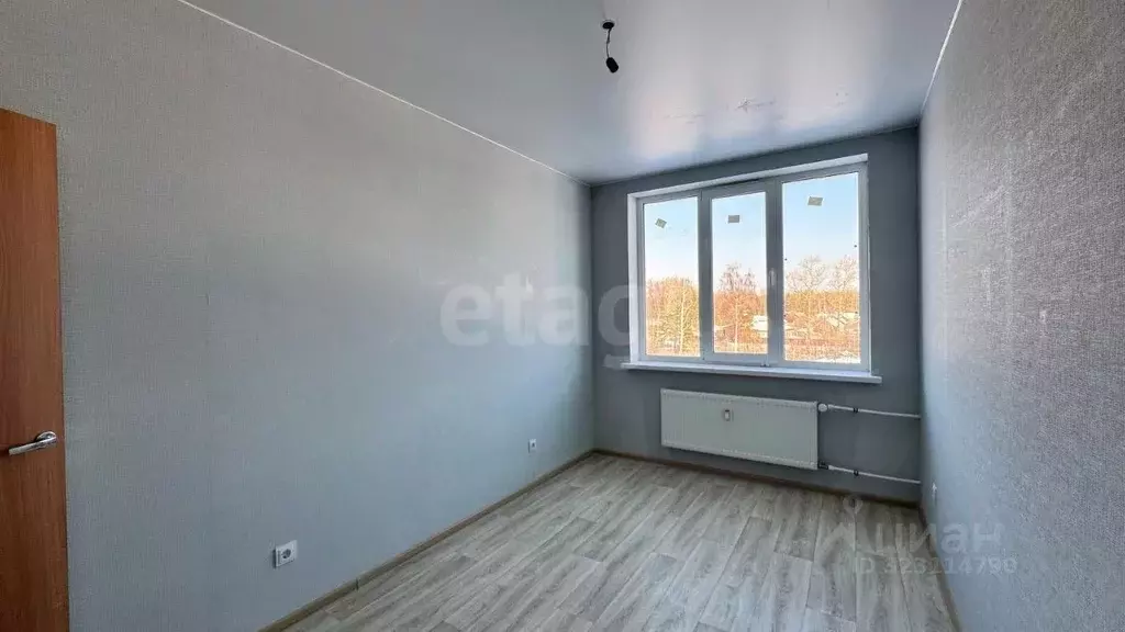 2-к кв. Ленинградская область, Сясьстрой Волховский район, ул. Карла ... - Фото 0