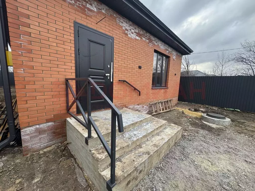 Дом в Ростовская область, Новочеркасск Троицкая пл. (100 м) - Фото 2
