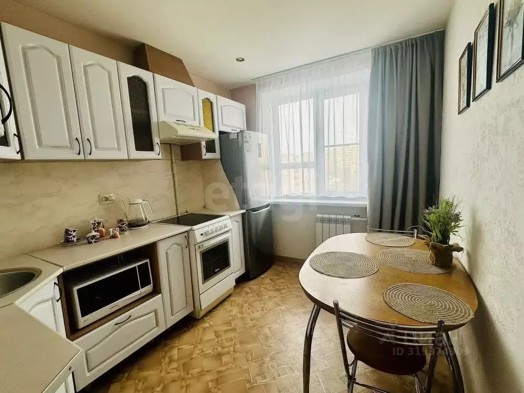 3-к кв. Хабаровский край, Хабаровск ул. Джамбула, 25 (68.0 м) - Фото 1