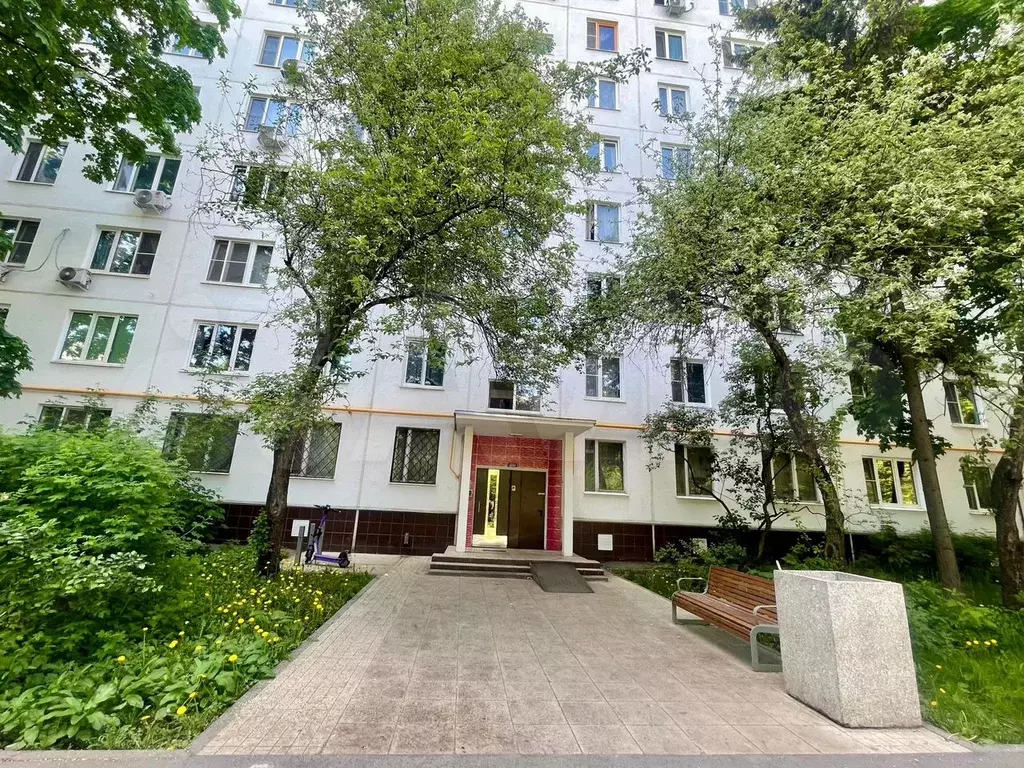 1-к. квартира, 33 м, 4/9 эт. - Фото 0