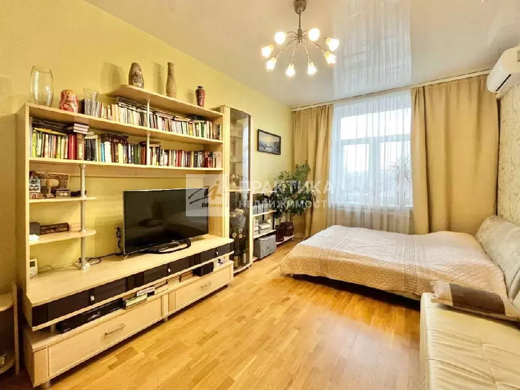 Продается 3-комнатная квартира - Фото 1