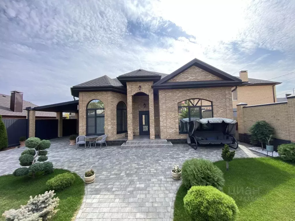 Дом в Ростовская область, Ростов-на-Дону ул. Вавилова (153 м) - Фото 1