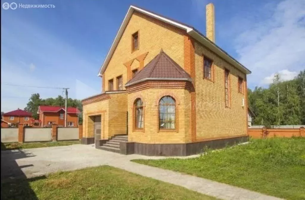 Дом в Тюменский район, деревня Патрушева (260 м) - Фото 0