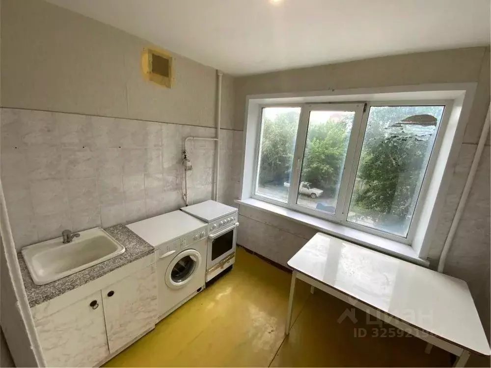 1-к кв. Омская область, Омск ул. Арнольда Нейбута, 64 (32.8 м) - Фото 2