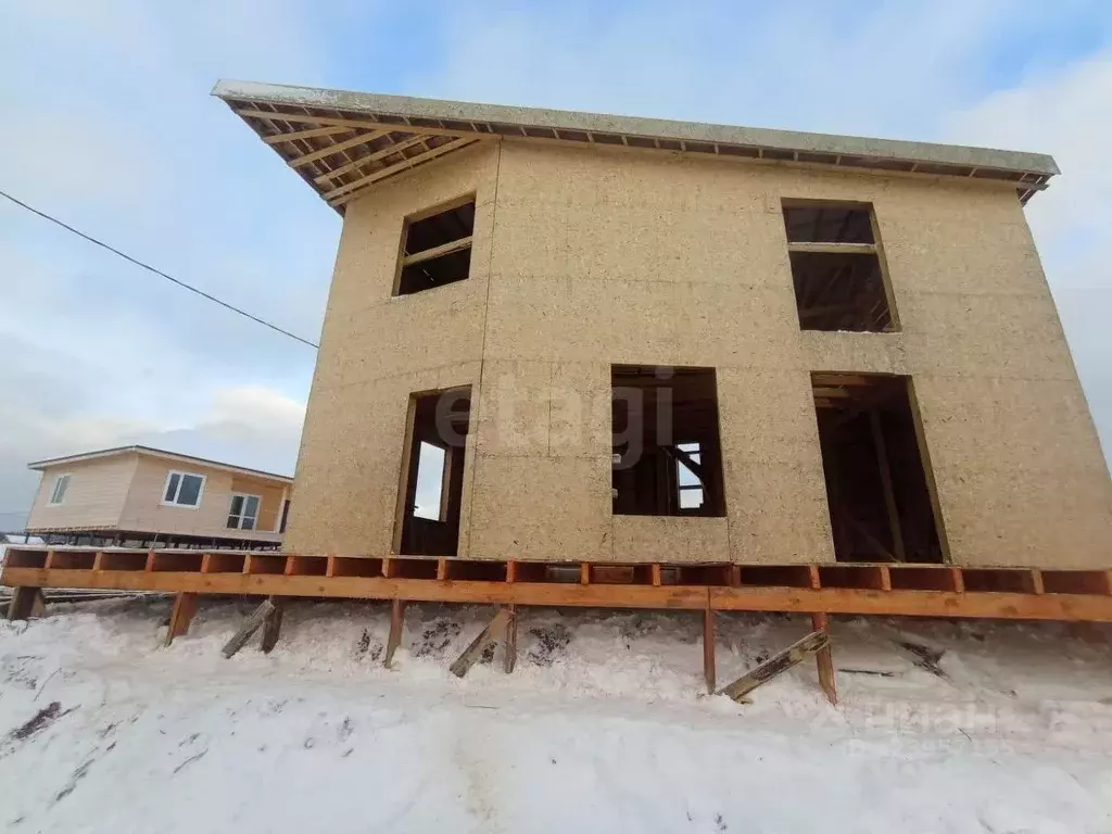 Дом в Коми, Сыктывдинский район Р-176 Вятка, 781-й км (110 м) - Фото 1