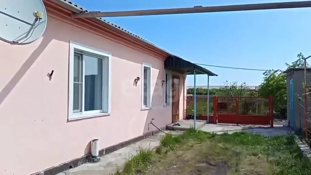 Дом в Алтайский край, Немецкий Национальный район, с. Кусак ул. ... - Фото 2
