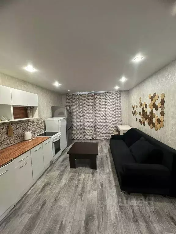 2-к кв. Тюменская область, Тюмень Кремлевская ул., 85 (68.0 м) - Фото 1