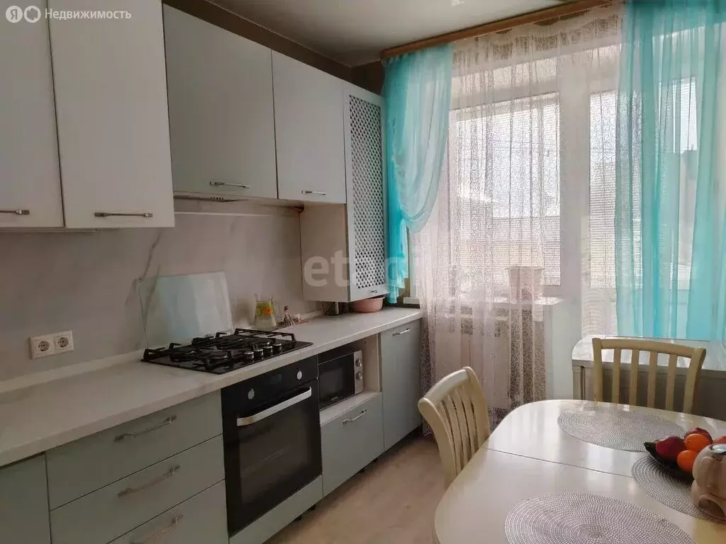 2-комнатная квартира: Данилов, улица Карла Маркса, 66 (50 м) - Фото 0