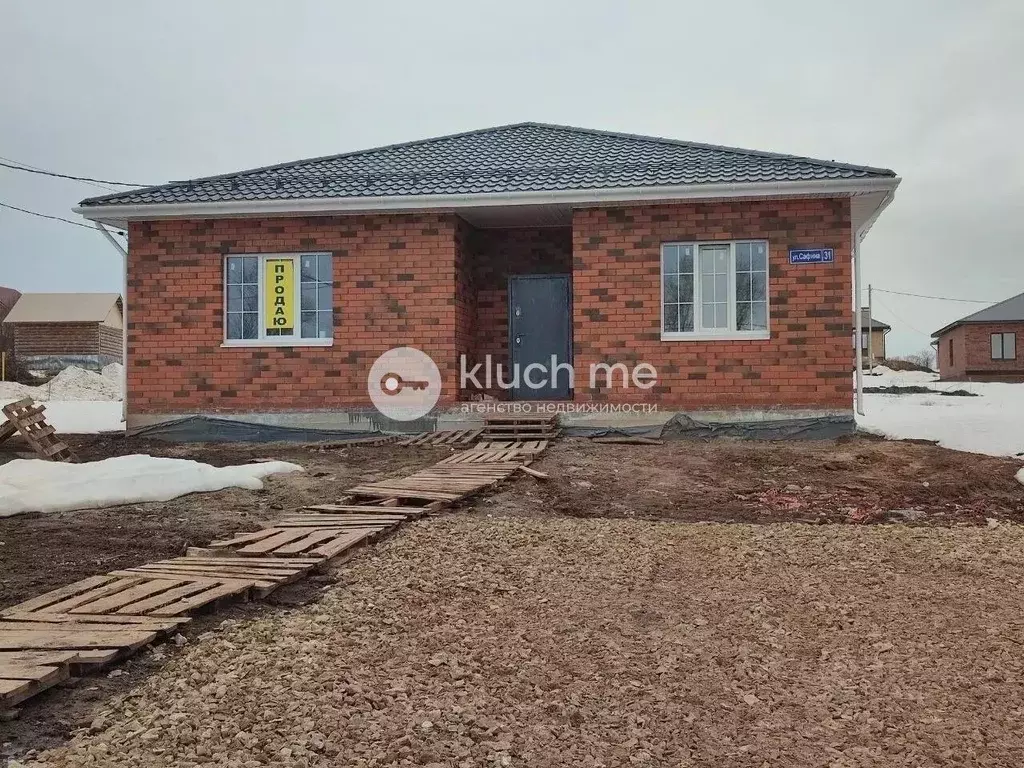 Дом в Татарстан, с. Пестрецы ул. Сафина, 32 (120 м) - Фото 1