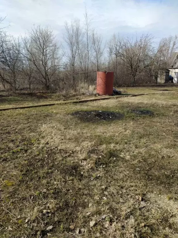Участок в Саратовская область, Энгельсский район, Новопушкинское ... - Фото 0
