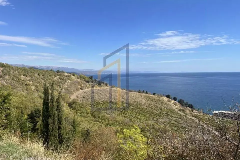 Участок в Крым, Алушта муниципальный округ, с. Лазурное ул. Слуцкого, ... - Фото 1