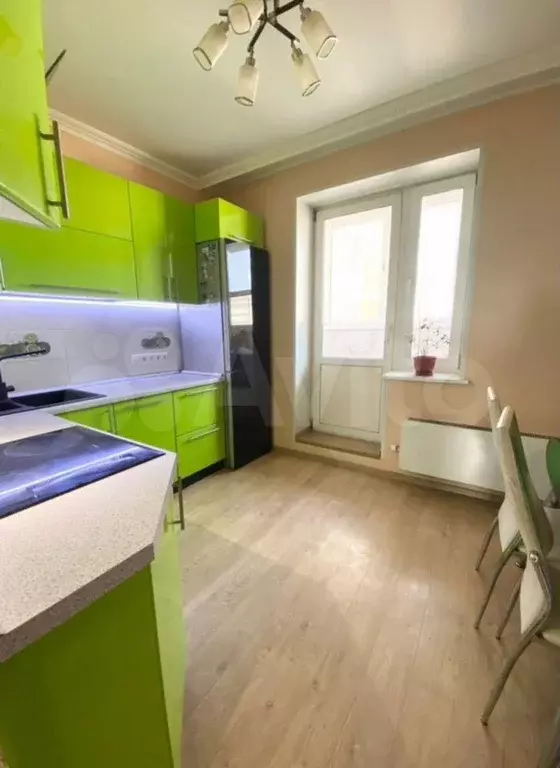 2-к. квартира, 60 м, 10/16 эт. - Фото 0