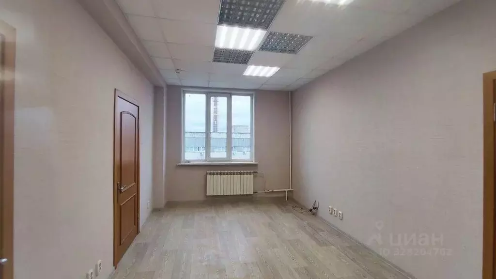 Офис в Новгородская область, Великий Новгород просп. Александра ... - Фото 1