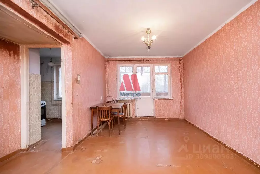 3-к кв. Ярославская область, Ярославль ул. Урицкого, 45а (58.2 м) - Фото 0