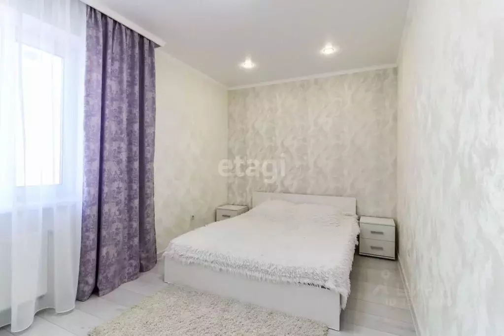2-к кв. Тюменская область, Тюмень ул. Тальниковая, 5 (49.0 м) - Фото 1