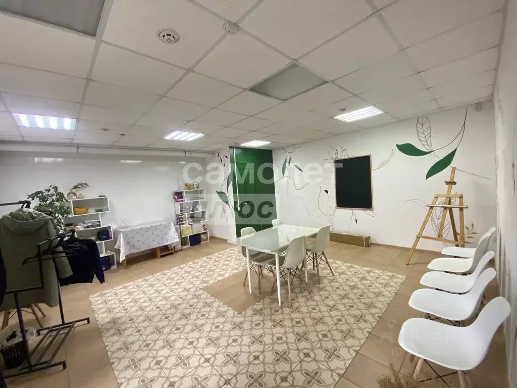 Офис в Иркутская область, Эхирит-Булагатский район, пос. ... - Фото 1