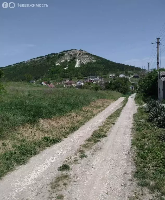 Участок в Симферопольский район, Чистенское сельское поселение, село ... - Фото 0
