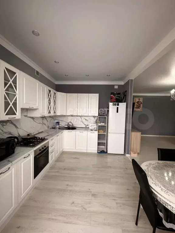 3-к. квартира, 145 м, 3/3 эт. - Фото 1