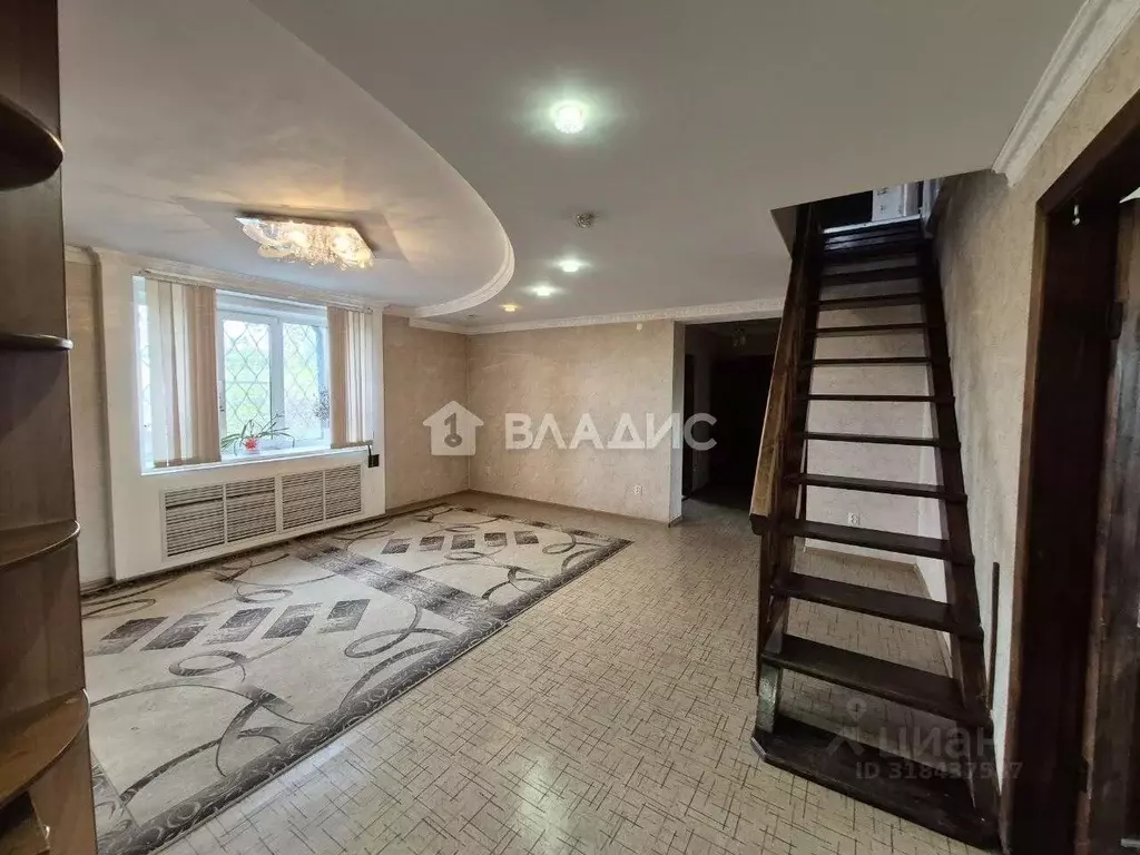 Дом в Бурятия, Улан-Удэ Южный мкр, ул. Праздничная, 27 (433 м) - Фото 0