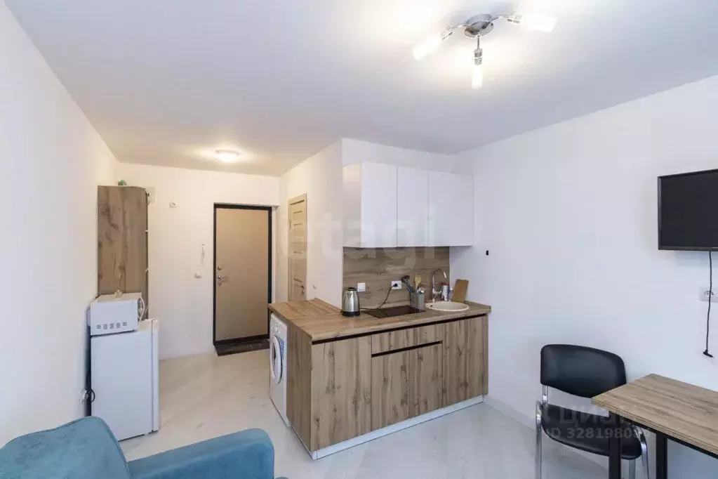 Студия Тюменская область, Тюмень ул. Мельникайте, 83 (17.9 м) - Фото 1