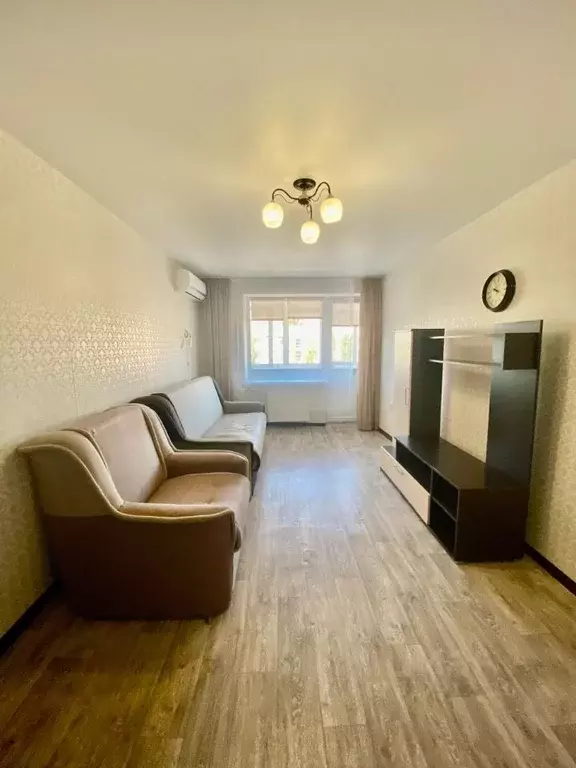 1-к кв. Крым, Красноперекопск 10-й мкр,  (30.0 м) - Фото 1