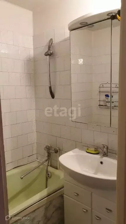 Продаётся 3-к квартира, 64.9 м - Фото 1