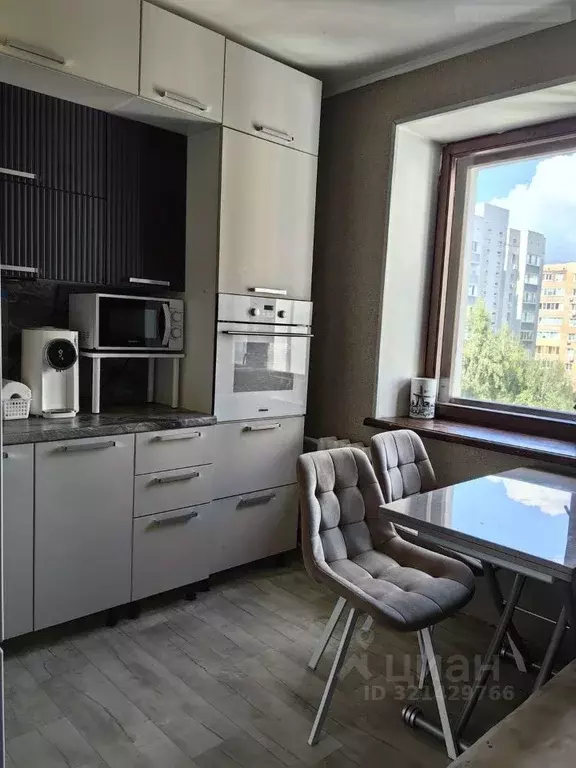 3-к кв. Самарская область, Самара ул. Дыбенко, 120а (65.1 м) - Фото 1