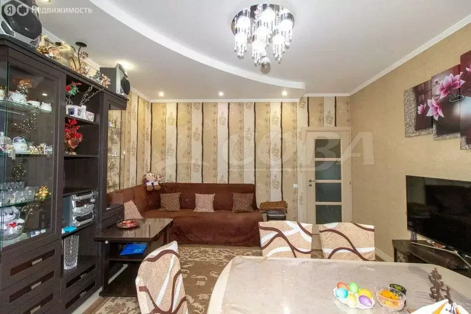 3-комнатная квартира: Тюмень, улица Академика Сахарова, 48 (76.6 м) - Фото 1