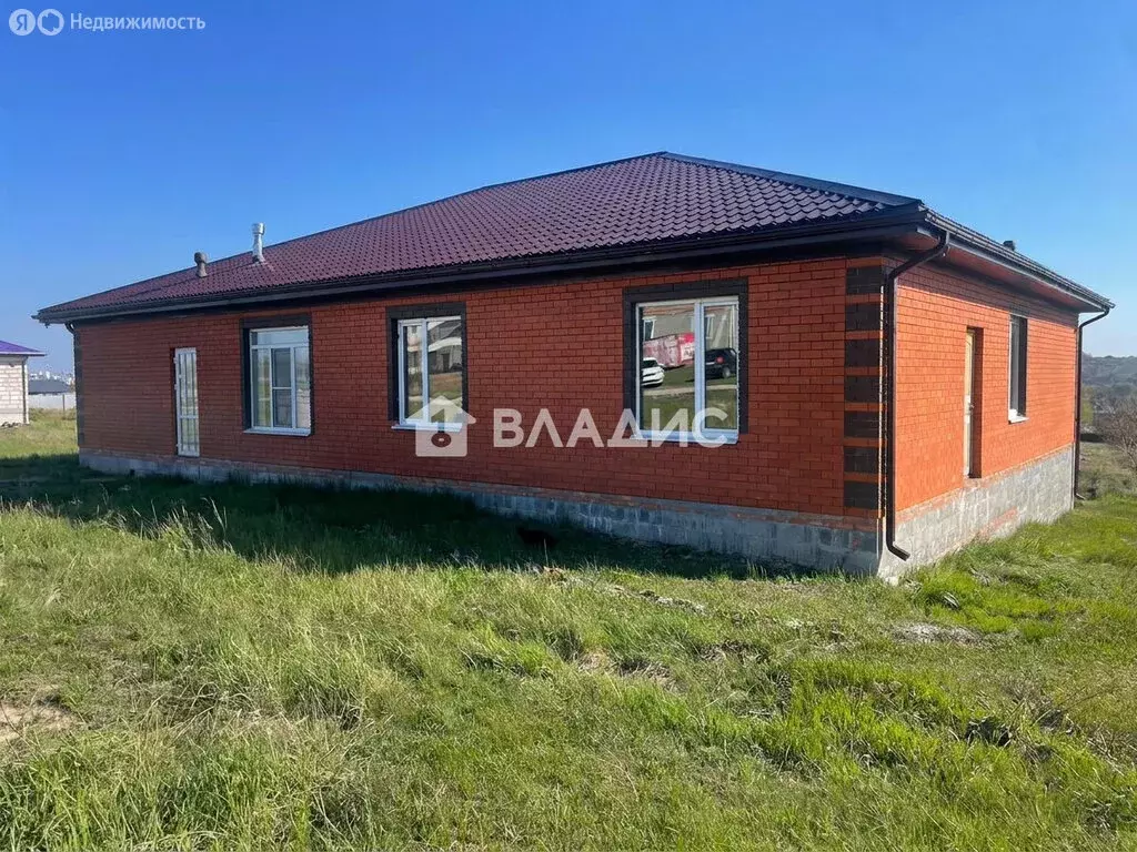 Дом в Белгород, улица Николая Страхова, 17 (210 м) - Фото 2
