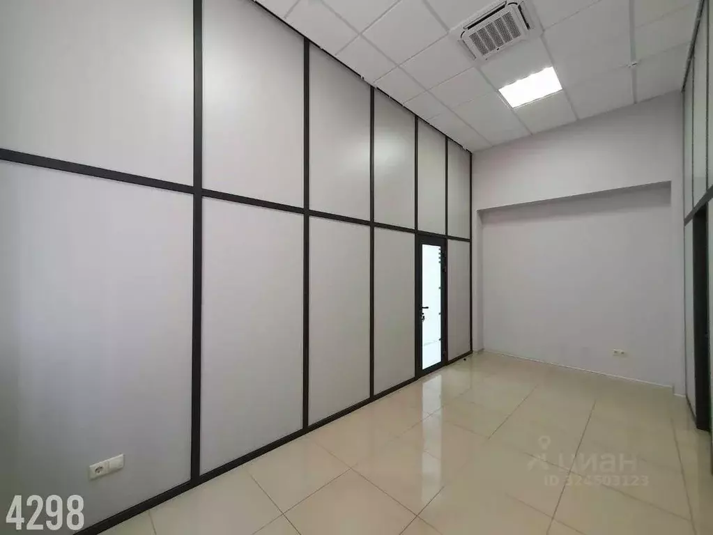 Офис в Краснодарский край, Краснодар ул. Имени Дзержинского, 33 (297 ... - Фото 2