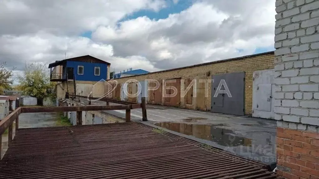 Гараж в Тюменская область, Тюмень ул. Республики, 211 (18 м) - Фото 1