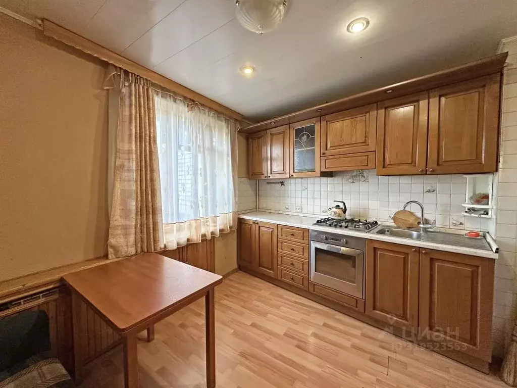 3-к кв. Калужская область, Калуга Первомайская ул., 27 (69.1 м) - Фото 0
