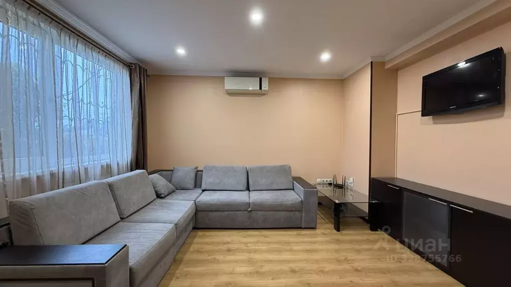 3-к кв. Крым, Алушта ул. Ленина, 39 (85.0 м) - Фото 1