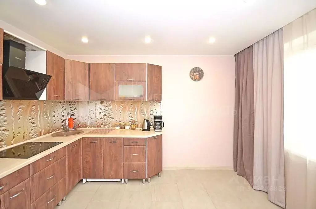 1-к кв. Тюменская область, Тюмень ул. Константина Посьета, 7 (39.4 м) - Фото 1