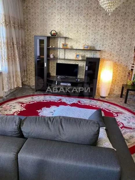 3-к. квартира, 80м, 2/5эт. - Фото 1