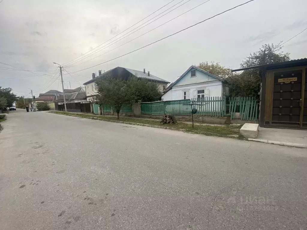 дом в кабардино-балкария, нальчик ул. мориса тореза, 14 (60 м) - Фото 0