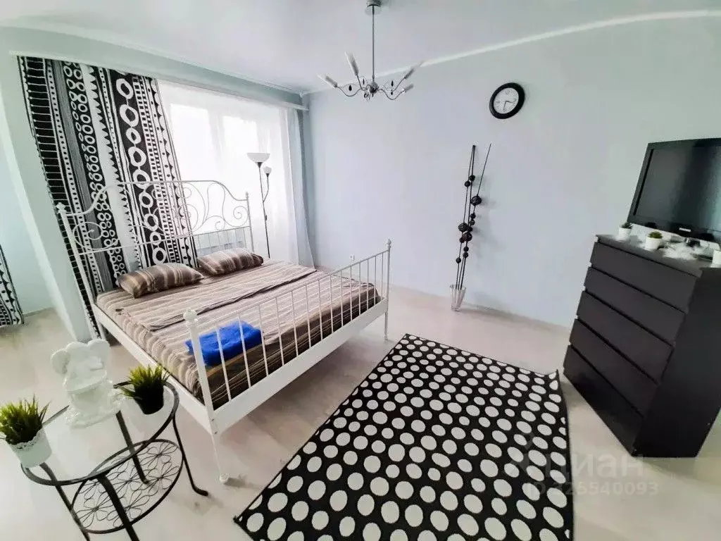 1-к кв. Башкортостан, Стерлитамак просп. Октября, 48 (38.0 м) - Фото 1