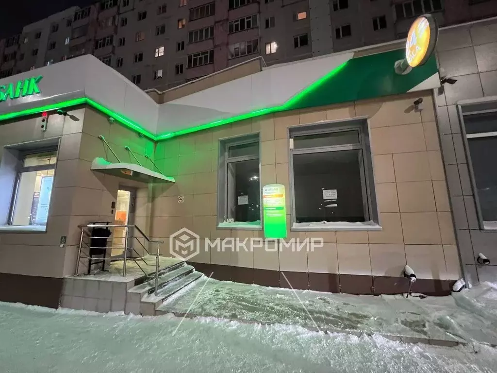 Помещение свободного назначения в Ханты-Мансийский АО, Сургут ул. ... - Фото 1