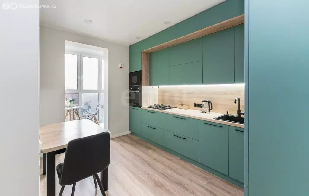 2-комнатная квартира: Калининград, Клиническая улица, 19А (55 м) - Фото 1