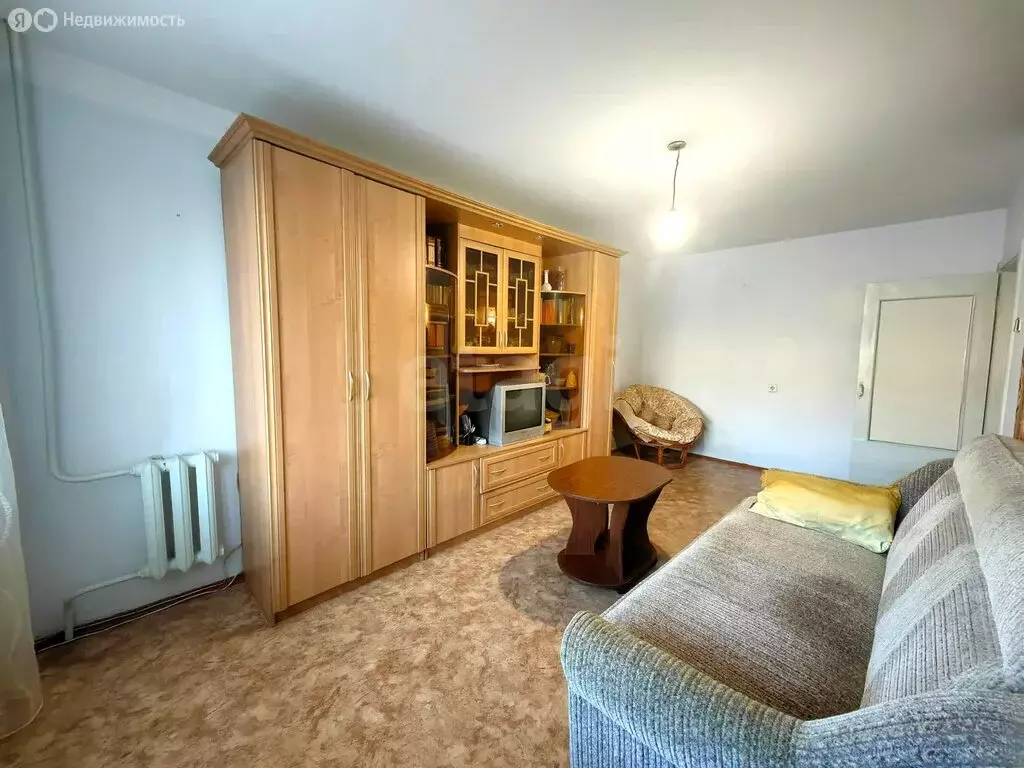 3-комнатная квартира: посёлок городского типа Ярославский, Школьный ... - Фото 2