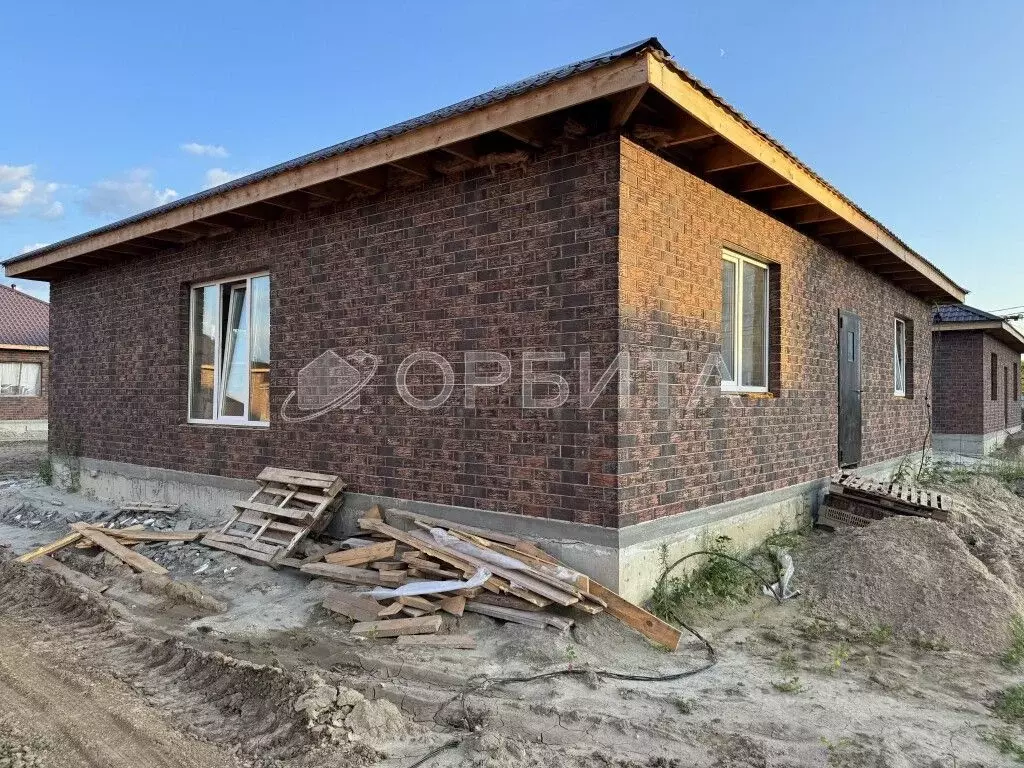 Дом в Тюменская область, Тюменский район, с. Мальково Новая ул., 18 ... - Фото 1