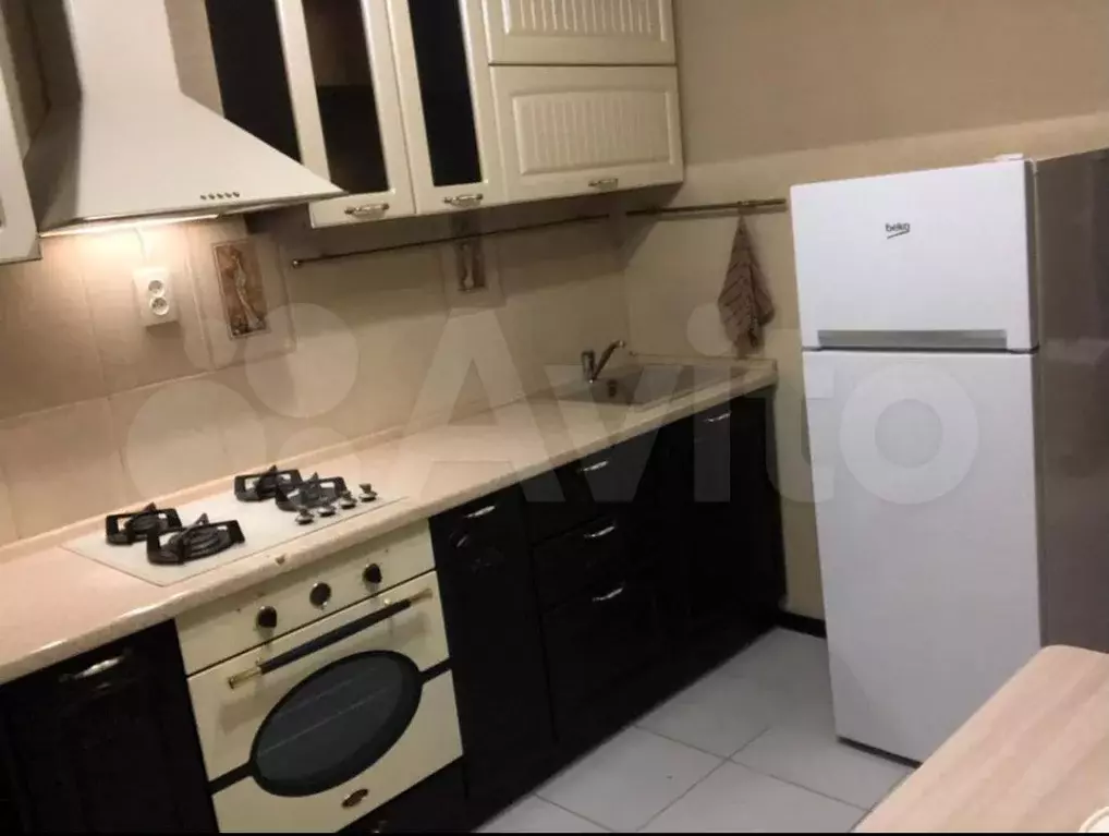 1-к. квартира, 38 м, 9/9 эт. - Фото 0