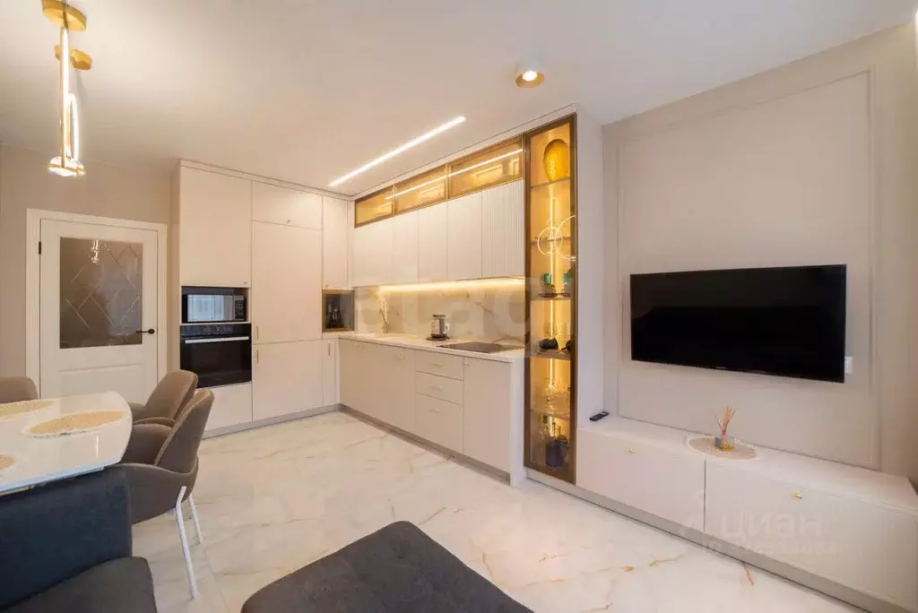 3-к кв. Калининградская область, Калининград Земельная ул., 30 (81.7 ... - Фото 1