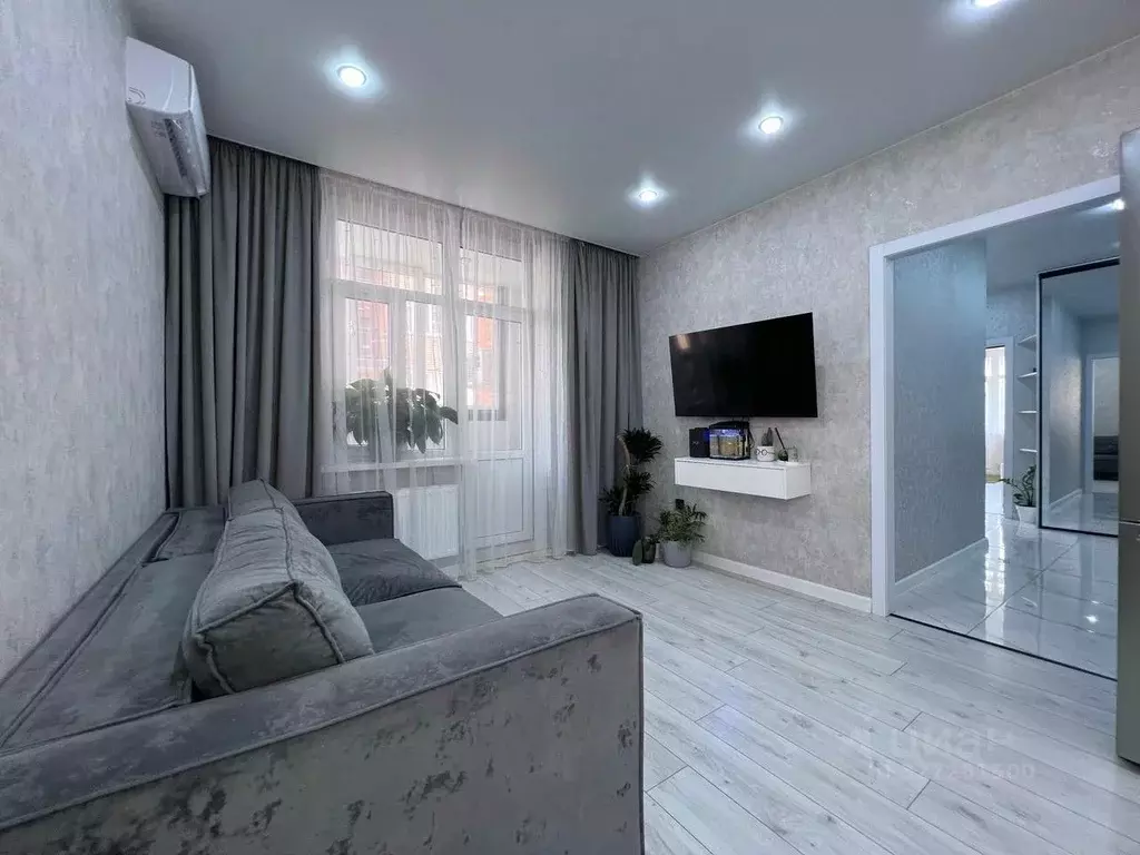 2-к кв. Краснодарский край, Краснодар ул. Имени Жлобы, 145 (71.74 м) - Фото 2