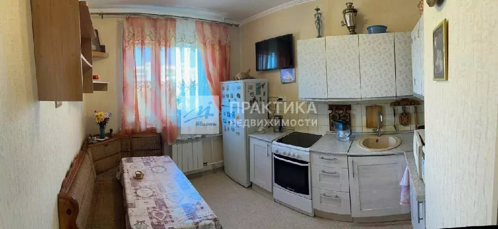 Продается 3-комнатная квартира - Фото 1