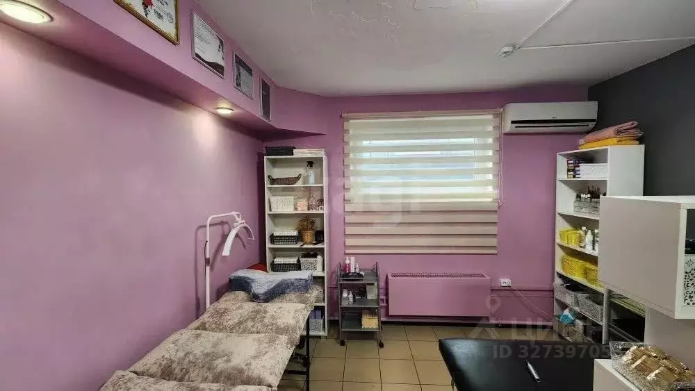 Помещение свободного назначения в Краснодарский край, Новороссийск ул. ... - Фото 1