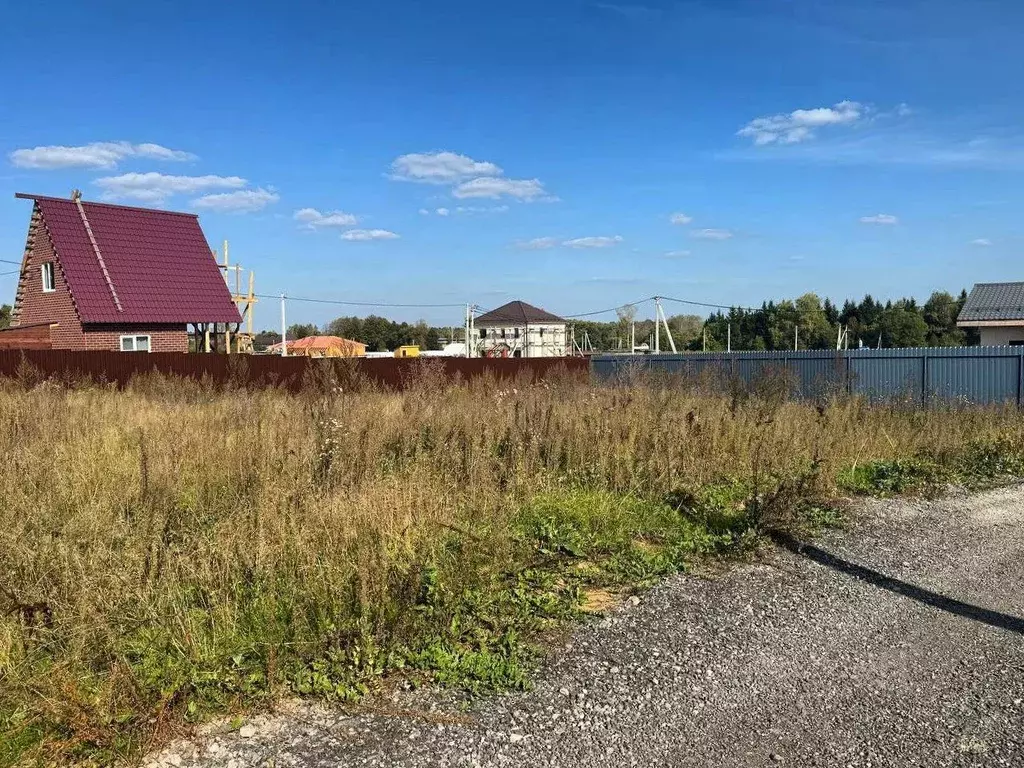 Участок в Калужская область, Совхоз Боровский с/пос, д. Уваровское  ... - Фото 0