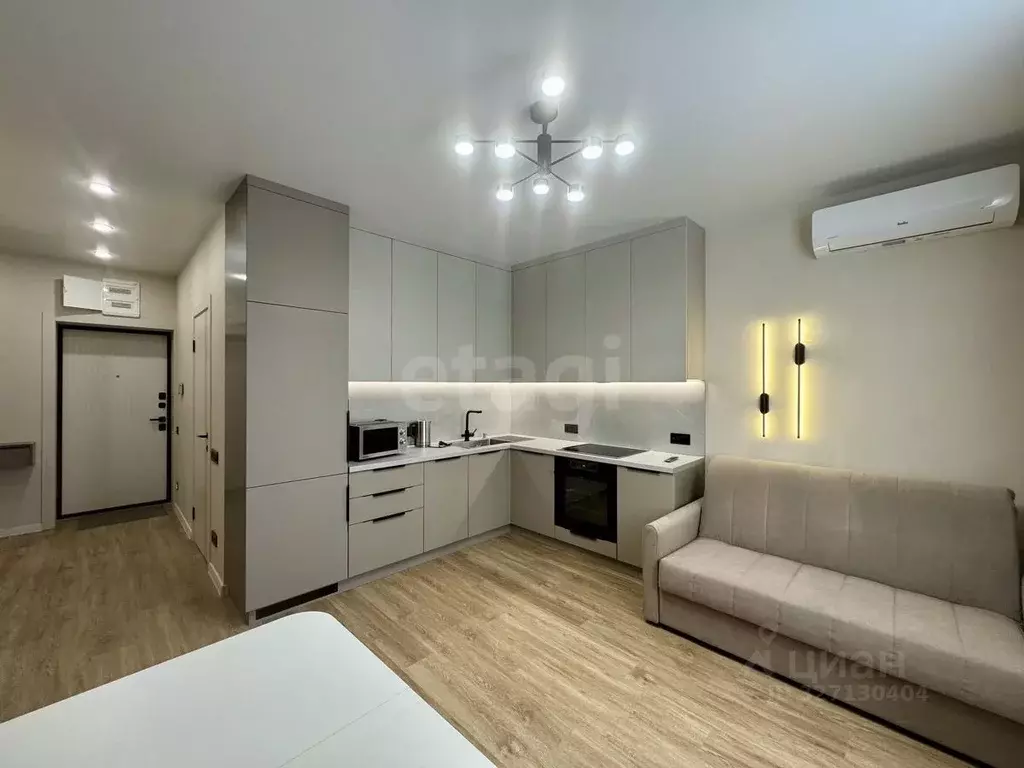 1-к кв. Тюменская область, Тюмень Новгородская ул., 9Б (40.0 м) - Фото 1